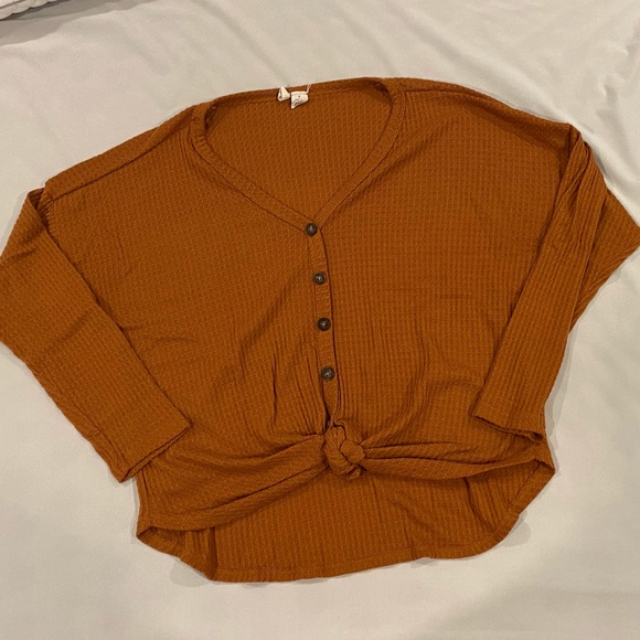 Burnt orange waffle knit long sleeve size M - Picture 3 of 9